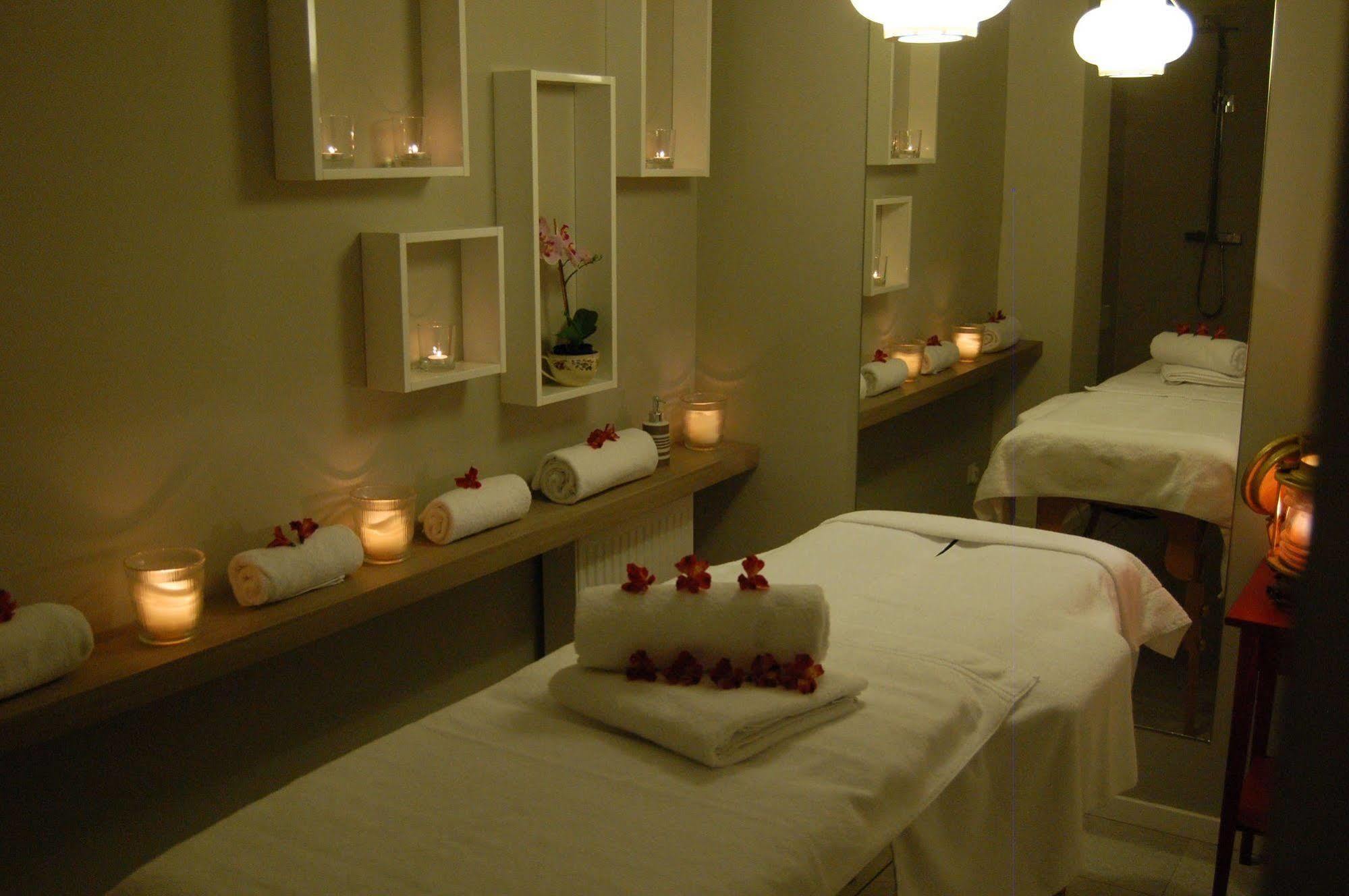 Flaming Bed & Breakfast 3*